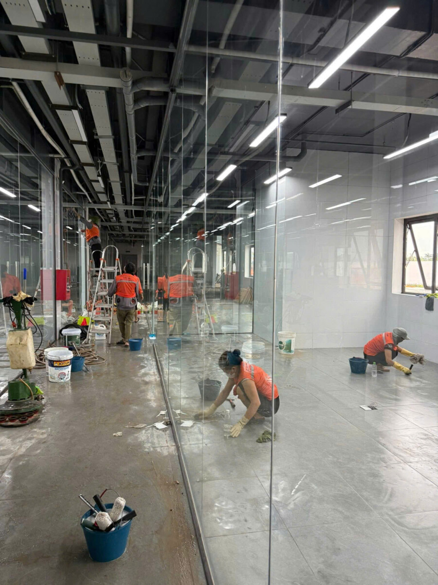 Vệ Sinh Nhà Xưởng Sau Thi Công  – Giải Pháp Hoàn Thiện Không Gian Sản Xuất